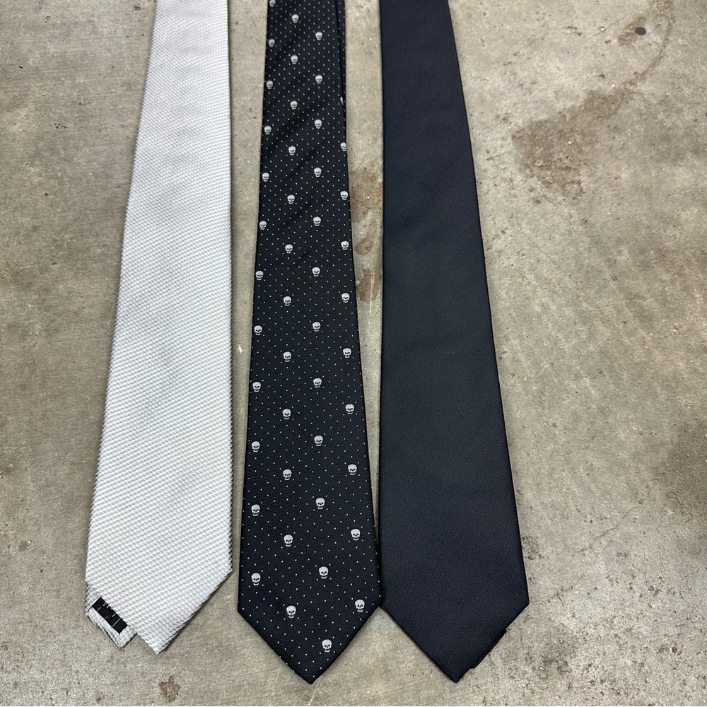3 Men’s Express Ties
